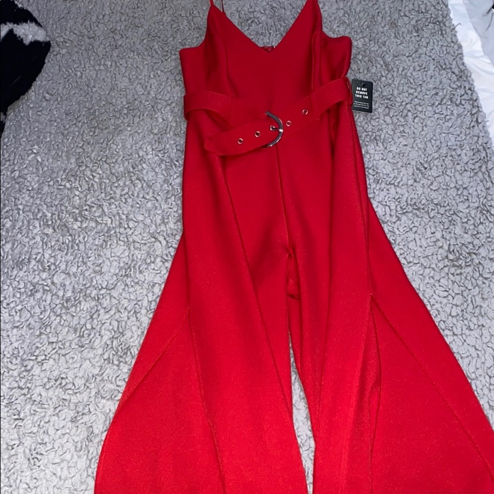 EXPRESS red jumpsuit ❤️❤️